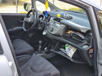 Honda JAZZ 1.4 - 4
