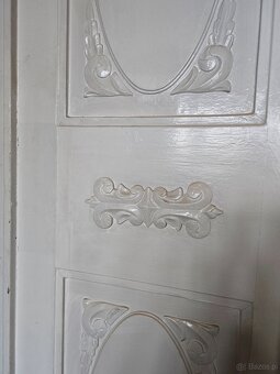 Antyczne drzwi drewniane dwuskrzydłowe z ościeżnicą – kamien - 4