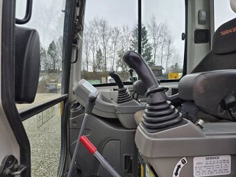 Sprzedam minikoparkę Takeuchi TB225 |23KM-2,4t| - 4