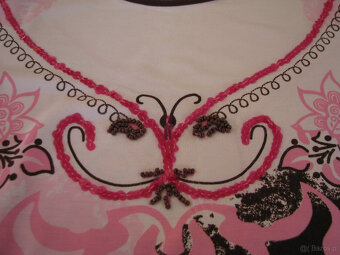 Koszulka damska, bluzka z rękawem 3/4, rozm. M / L cekiny, k - 4