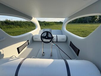 Składana łódź elektryczna Electricat 450 – dla 6 osób - 4