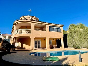 Ekskluzywna willa w Los Balcones – Torrevieja - 4