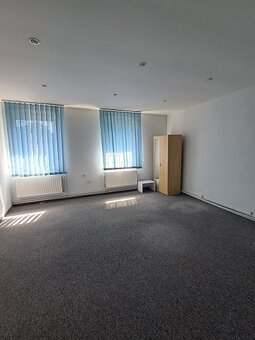 Lokal biurowy o powierzchni 42,50 m2, I p., ul. Górnośląska - 4