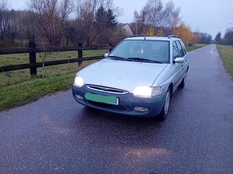 Ford escort - 4