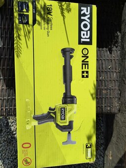 Akumulatorowy pistolet do silikonu RYOBI ONE+, 18V, BEZ BATE - 4