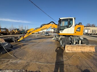 Liebherr 916 Compact - 4