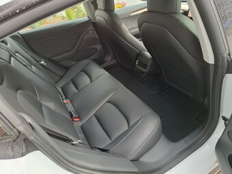 2022 Tesla Model 3 - 4