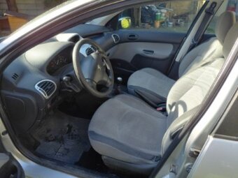 PEUGEOT 206 SW - 4
