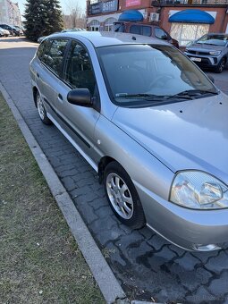 Kia rio - 4
