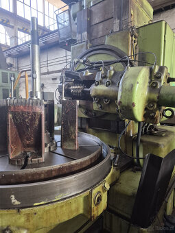 Frezarka do kół zębatych FO 16 - 4