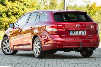 Toyota AVENSIS - 4