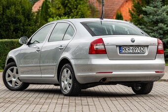 SKODA OKTAVIA - 4