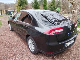 Renault Laguna III Liftback - 4
