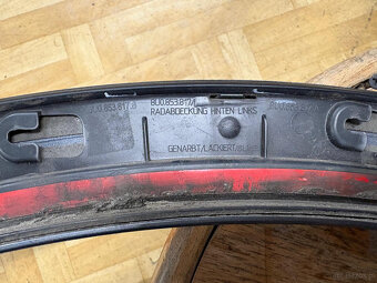 Listwa błotnika tylna lewa AUDI Q3 8U0853817 LX7R - 4
