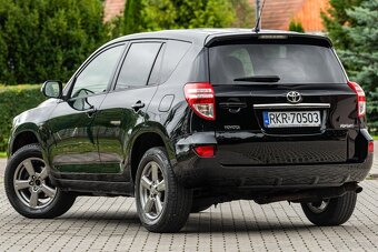 Toyota RAV4 - 4