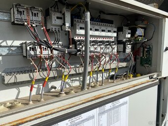 Agregat wody lodowej chiller Carrier 30RB0402 400 kW - 4