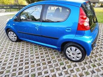 Peugeot 107 - 4