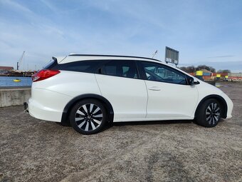 Honda Civic Tourer 1.6 i-DTEC 120 KM | 2015 r. | 187 975 km - 4