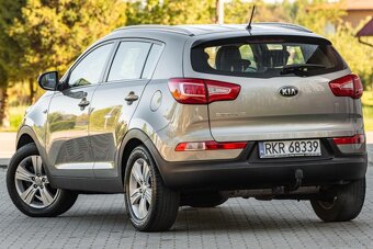 KIA SPORTAGE - 4