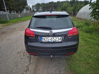 Opel Insignia Sports Tourer SW - 4