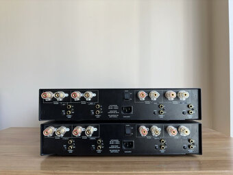 2x Linn Akurate 4200 ---- Price : 1900 EUR - 4