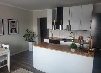 Mieszkanie o pow. 50m2, umeblowane, I p., ścisłe Śródmieście - 4