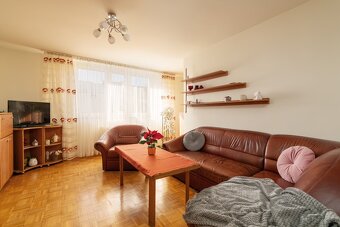 Funkcjonalne 3 pokoje w dobrej lokalizacji - 4