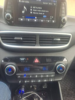 Hyundai Tucson - 4