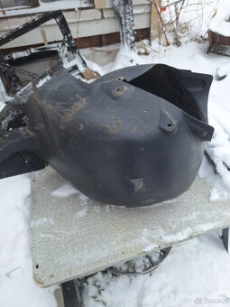 Plastové podběhy octavia 4 - 4