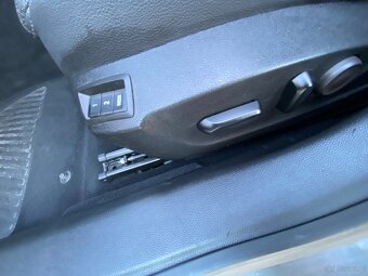 Opel insignia sport tour - 4