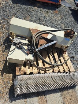 Miotła do zamiatania. Miotła do mini traktora. - 4
