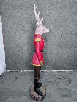 Syndyk sprzeda dekoracje - figurki jeleni - 4