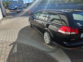 Vectra c 1.9 150 267tys beż wkładu - 4