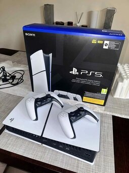 PS5 Digital - 4