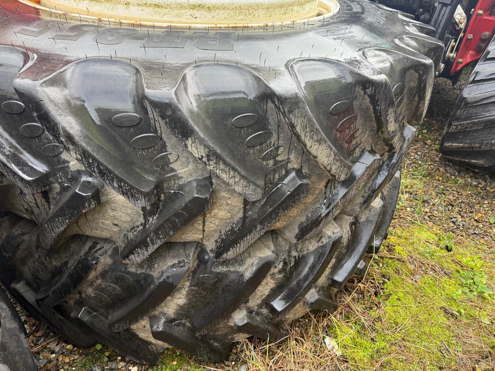 Koła Bliźniacze do Ciągnika New Holland T8 kompletne z klamr - 5