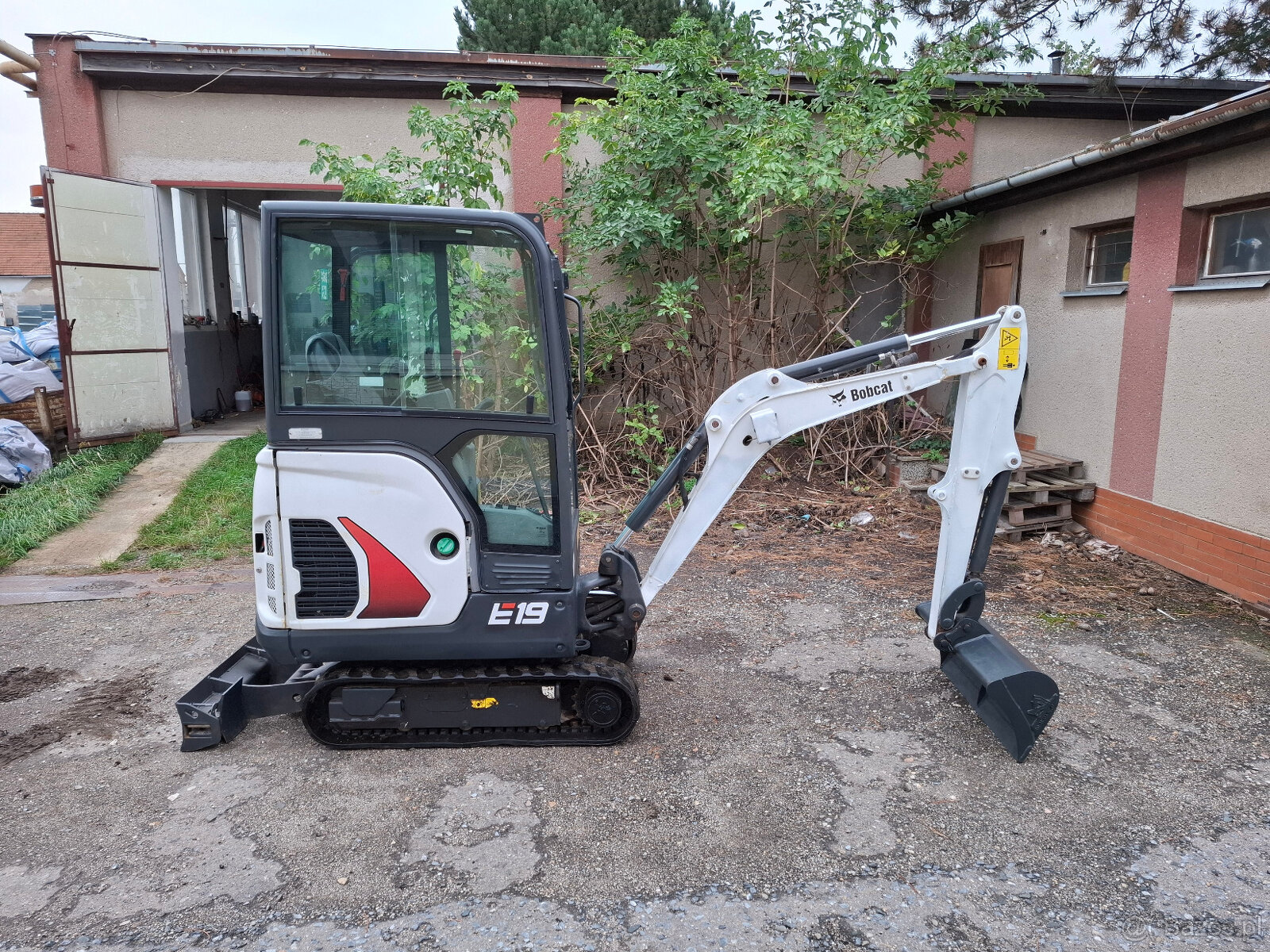 Bobcat E19, rok 2019 - 5
