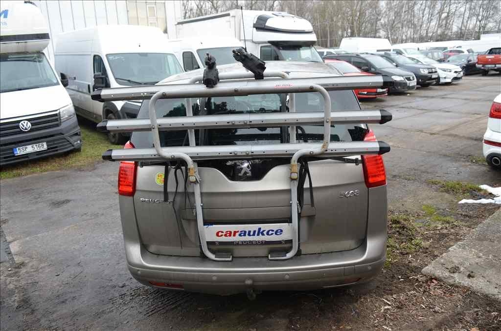 Peugeot 5008 1,6 THP, 2010, 122 tys. km - 5