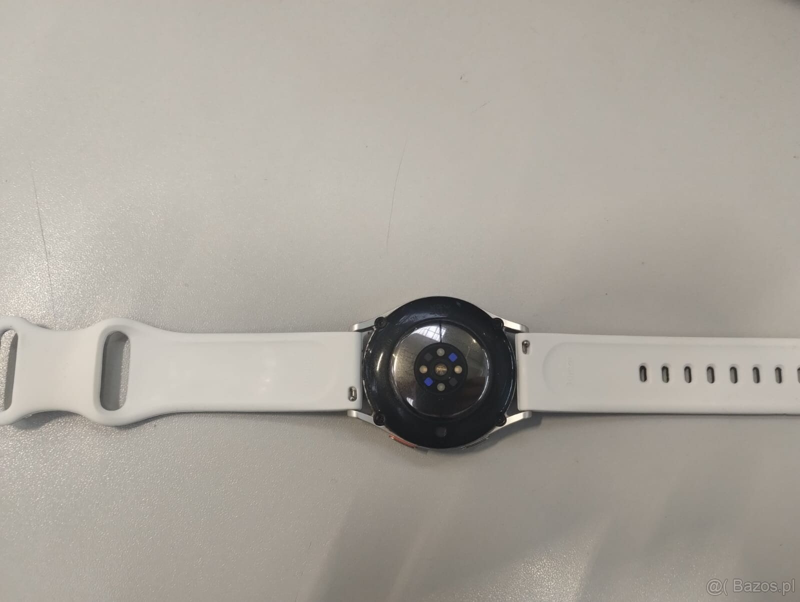 Pakiet ruchomości (TV, smartwatch, odkurzacz) - 5