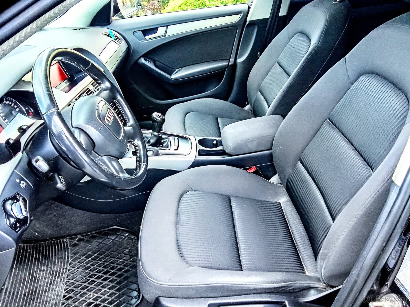 Audi a4 kombi b8 bezwypadkowe 2011 - 5