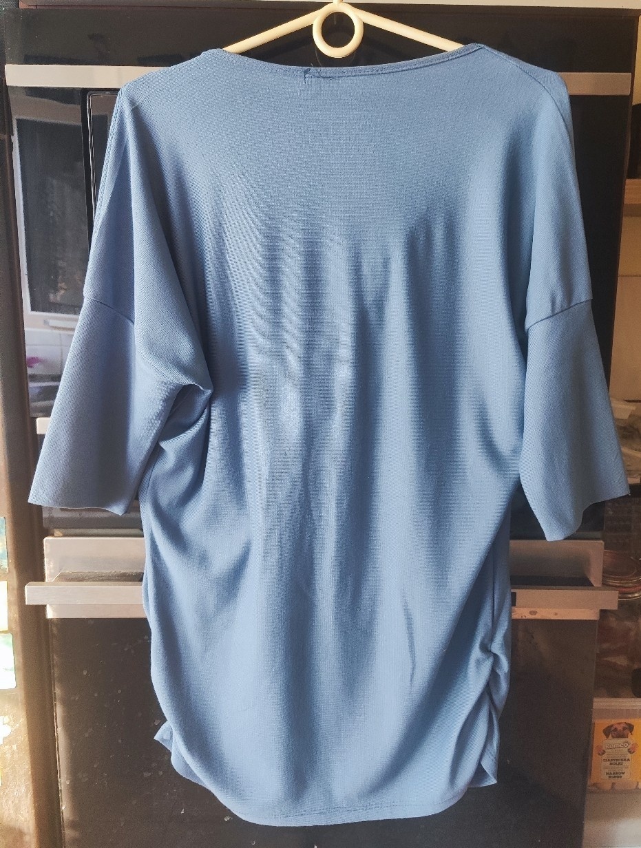 Bluzka niebieska ze zdjęciem 3/4 rękawa - 5