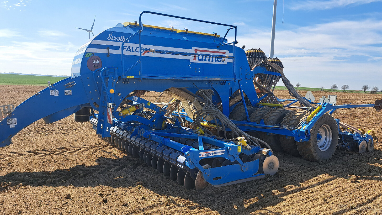 Ciągnik 270 KM z RTK i siewnikiem 6 m GRATIS +SectionControl - 5