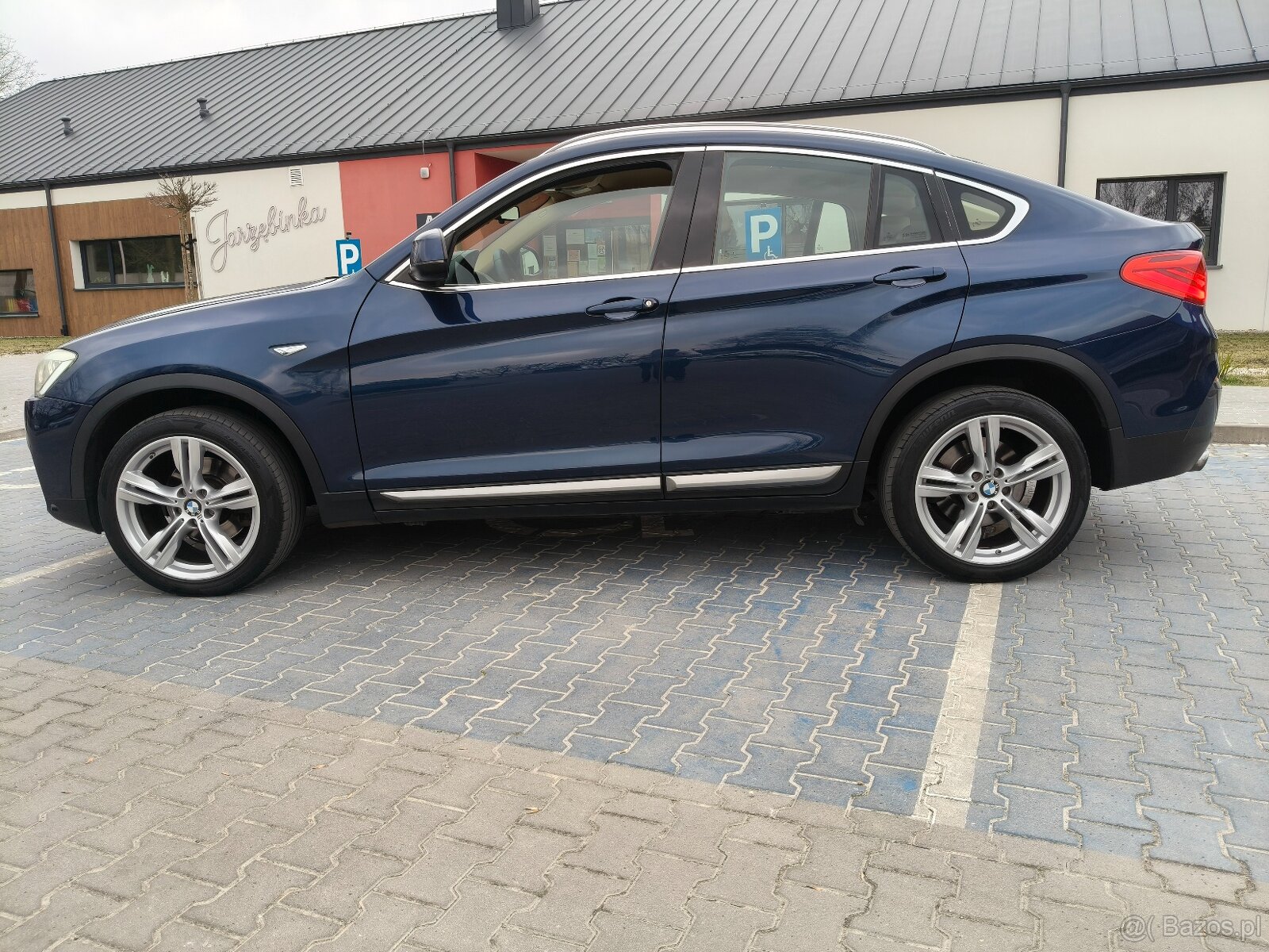 X4 3.0 X DRIVE JASNA SKÓRA ZADBANA - 5