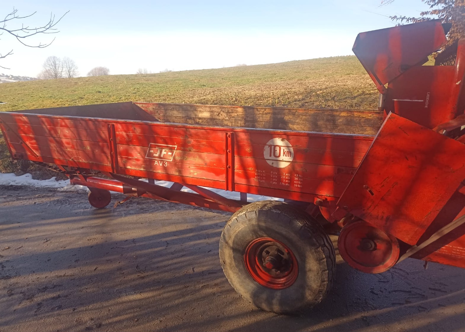 Rozrzutnik obornika JF AV 3 - 5