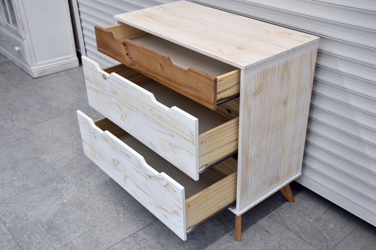 dwie komody z drewna sosnowego - jak nowe - 5