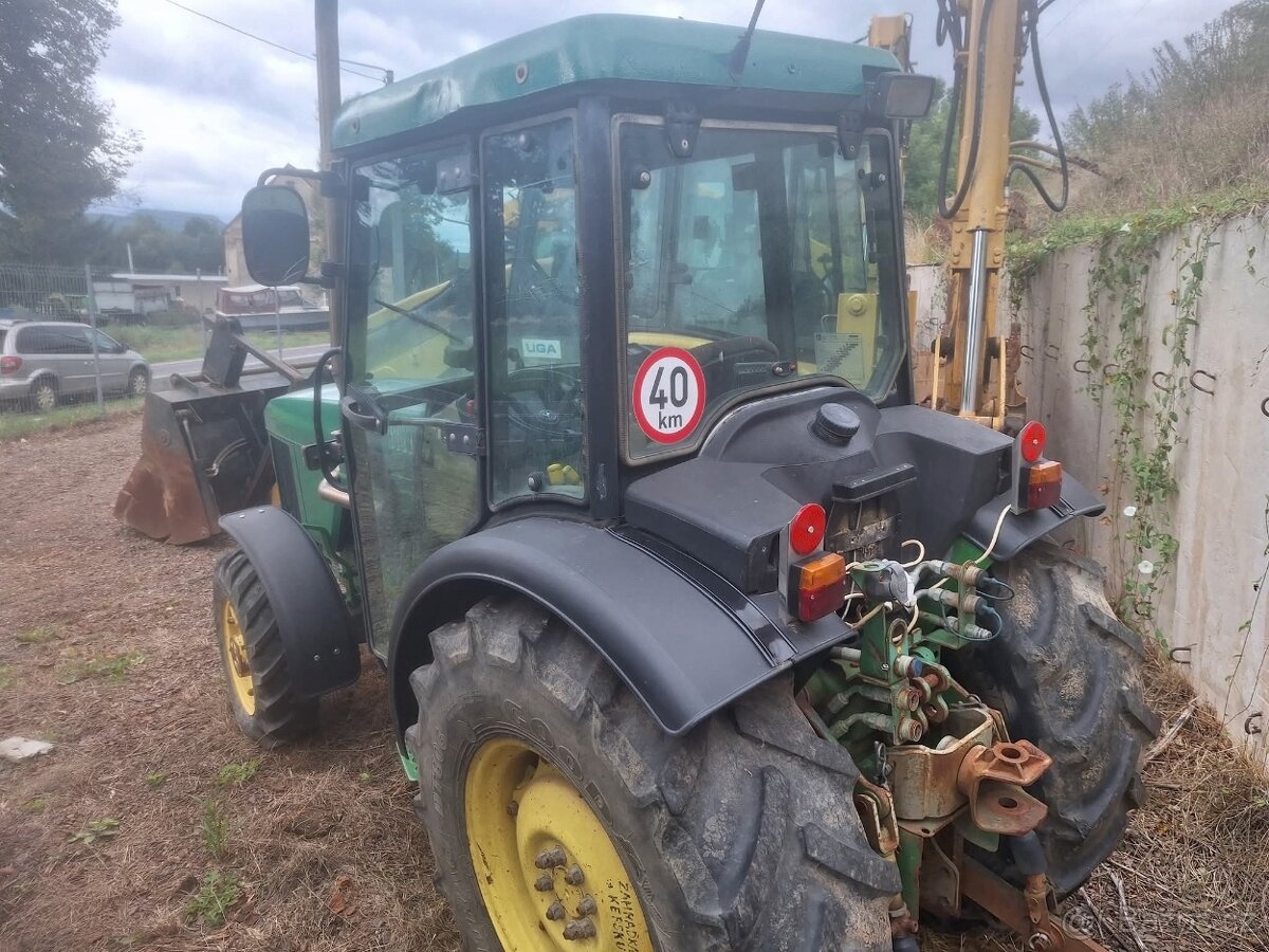 John Deere 5500 - 5