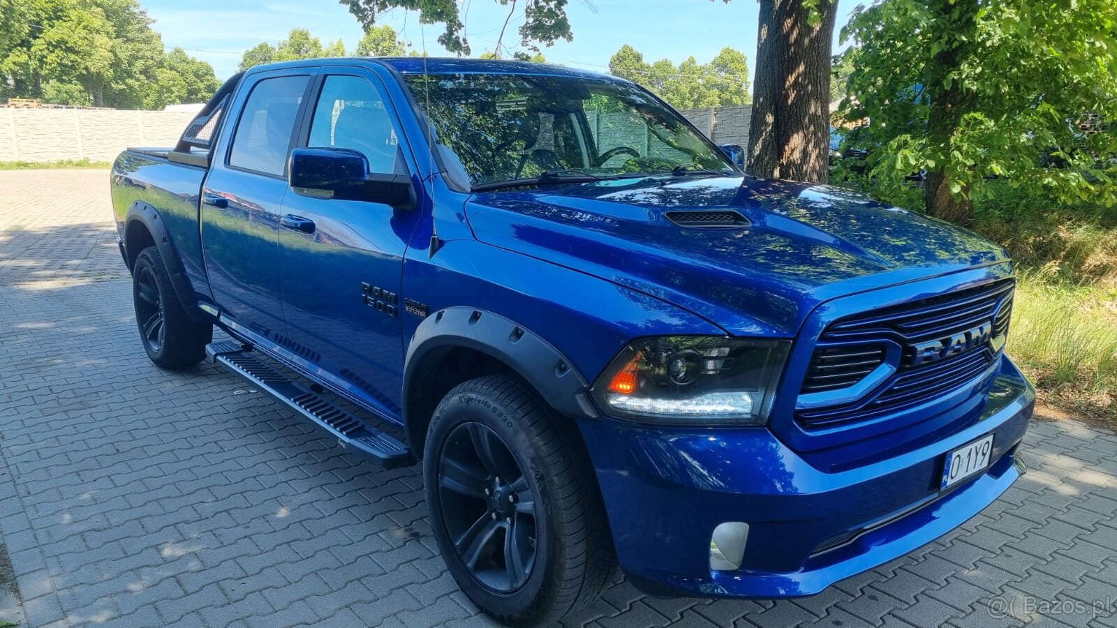 Dodge Ram Sport 5.7 Hemi 4X4 - 5