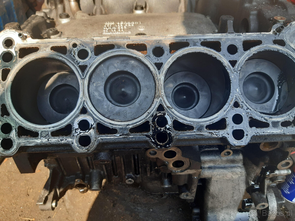 AUDI A8 D2 3.3tdi 224 km quattro tiptronic - cześci - 5