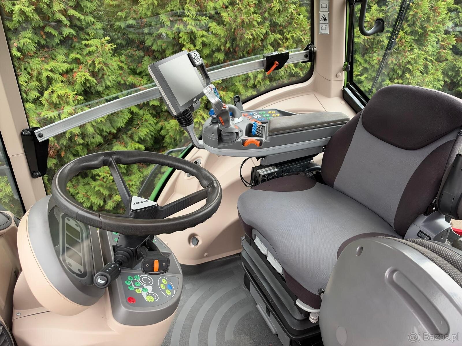 Ciągnik Rolniczy Fendt 828 Vario ProfiPlus RTK sprowadzony p - 5