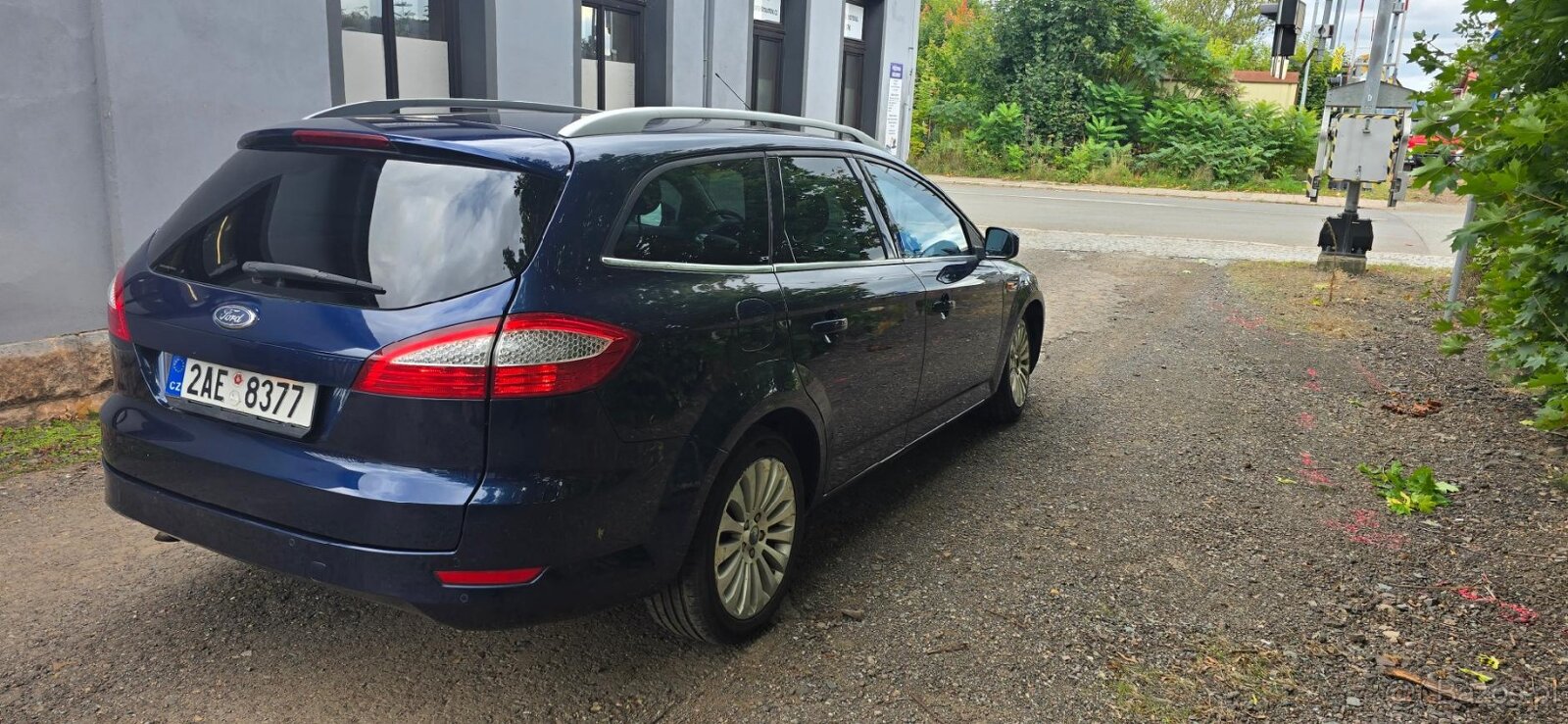 Ford Mondeo combi 2.0TDCI 96kw automat rok-2007 - 5