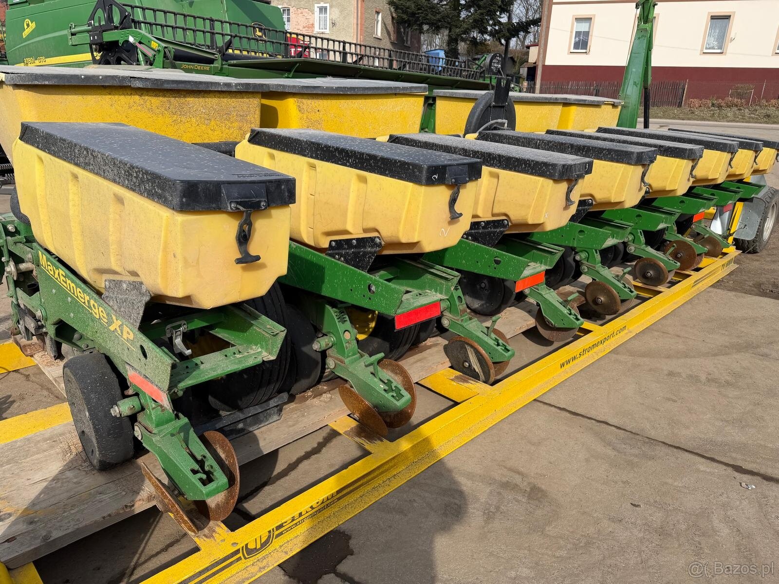 Siewnik do kukurydzy John deere 8rzedowy cena 39900zl - 5